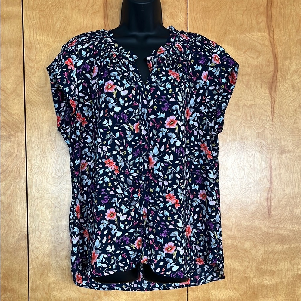 Daniel Rain Spring Floral Split Neck Raw Hem Women's Blouse - XL